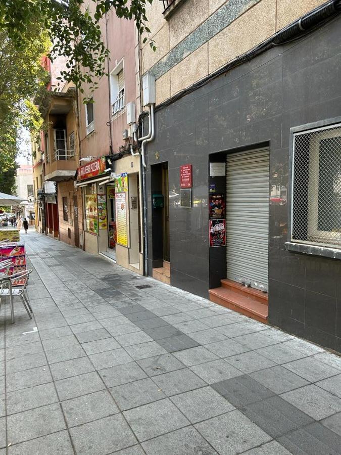 Appartement Apto Barcelona C R à Santa Coloma de Gramanet Extérieur photo